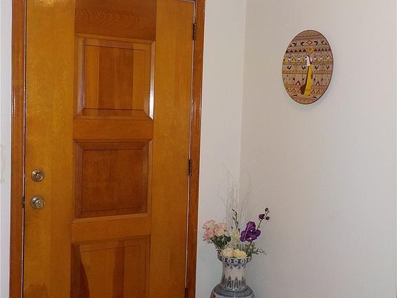 4th image of 24 Overton St