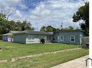 1728 W 8th St, Freeport, TX 77541