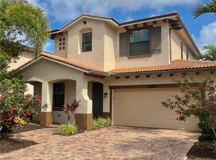 1351 Kendari Ter, Naples, FL 34113