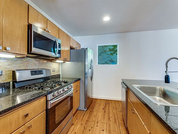 2nd image of 4214 Swiss Ave Unit C