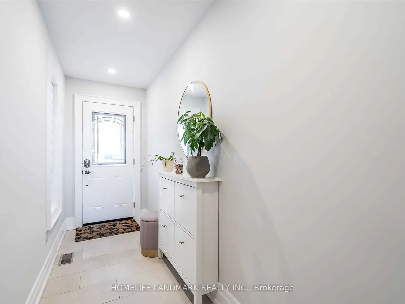 5 bed, $5,488 — Photo 4