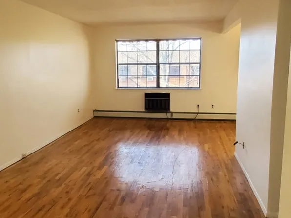 (undisclosed Address), Oakland Gardens, NY 11364