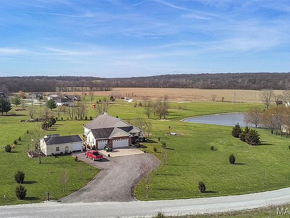 2nd image of 12 Riverside Ct