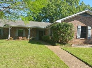 108 Suzanne Cv, Clinton, MS 39056