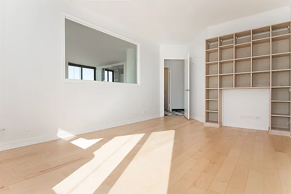 Rented by Citi Habitats | media 25