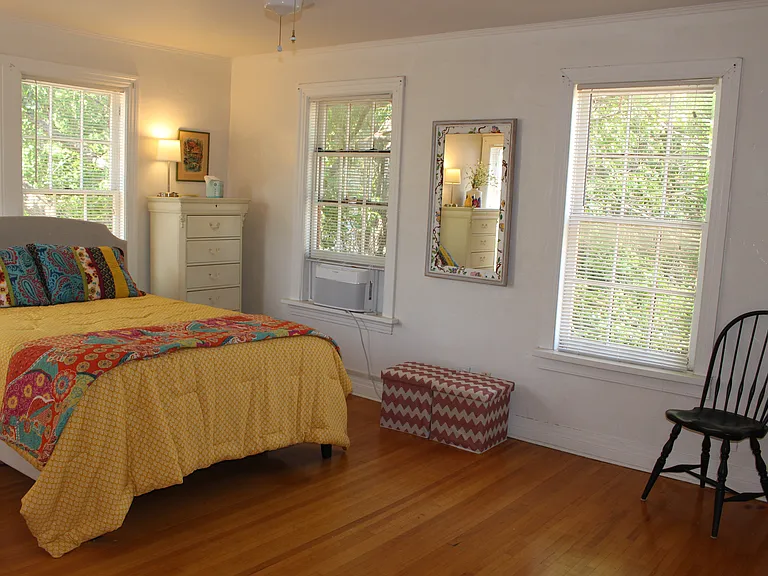 401 W Hill St — Photo 51