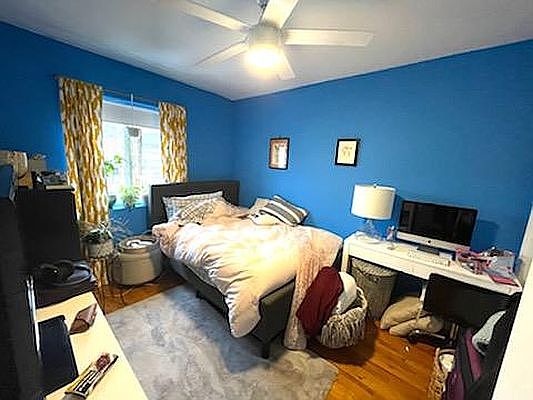 5th image of 1931 75th St #1