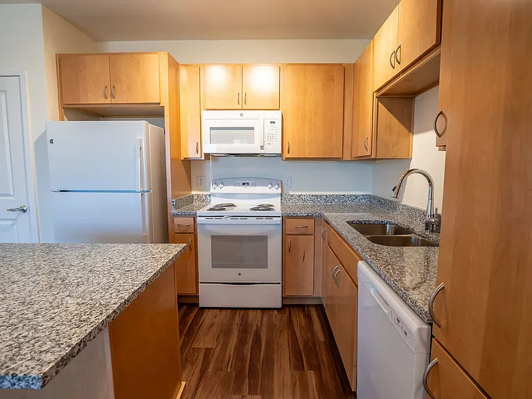 Vista Ridge Apartments — Photo 25