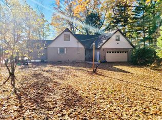 1963 W Crystal View Dr, Scottville, MI 49454