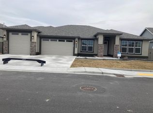 2752 Ketch Rd, Richland, WA 99354