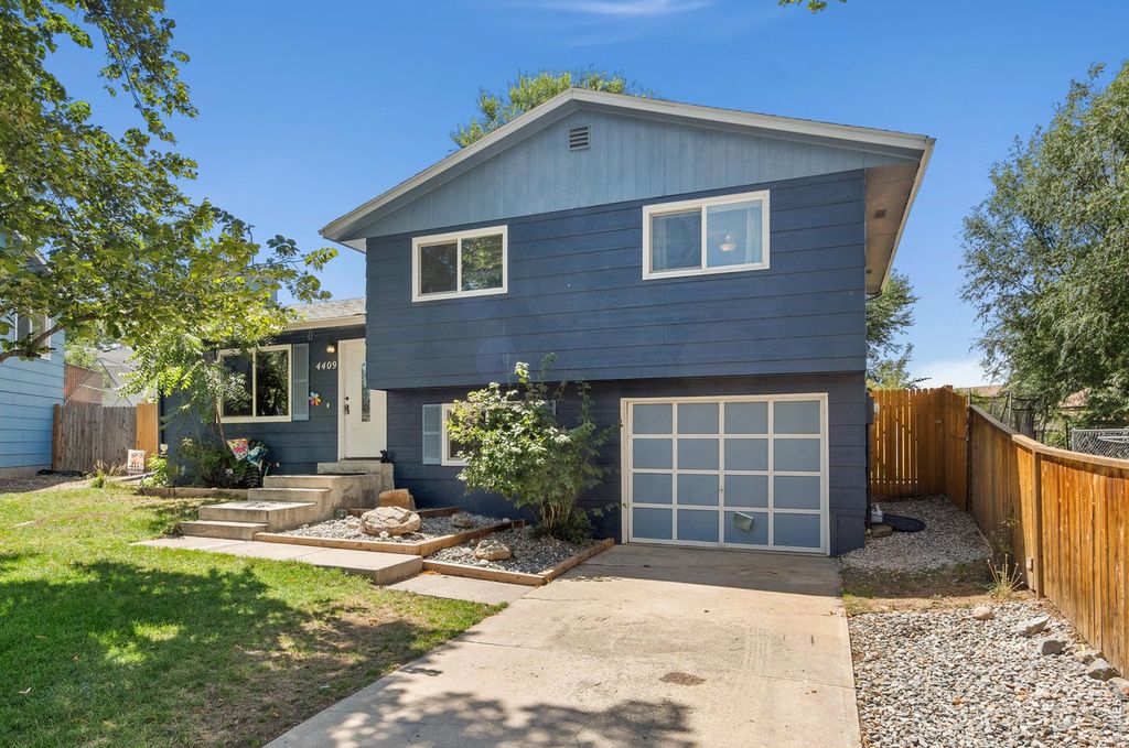4409 Julian Ct