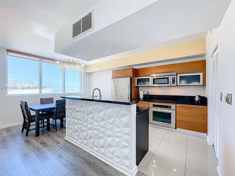 244 Biscayne Blvd #1108 — Photo 3