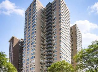 6301 N Sheridan Rd APT 15B, Chicago, IL 60660