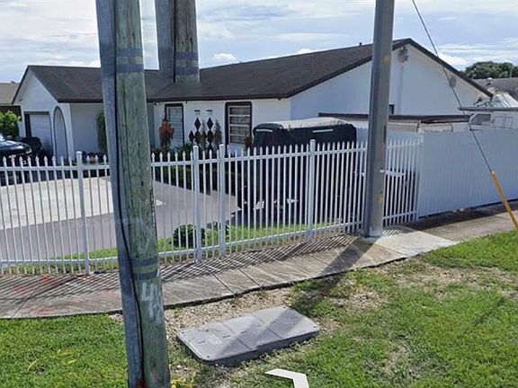2nd image of 13390 SW 257th Ter