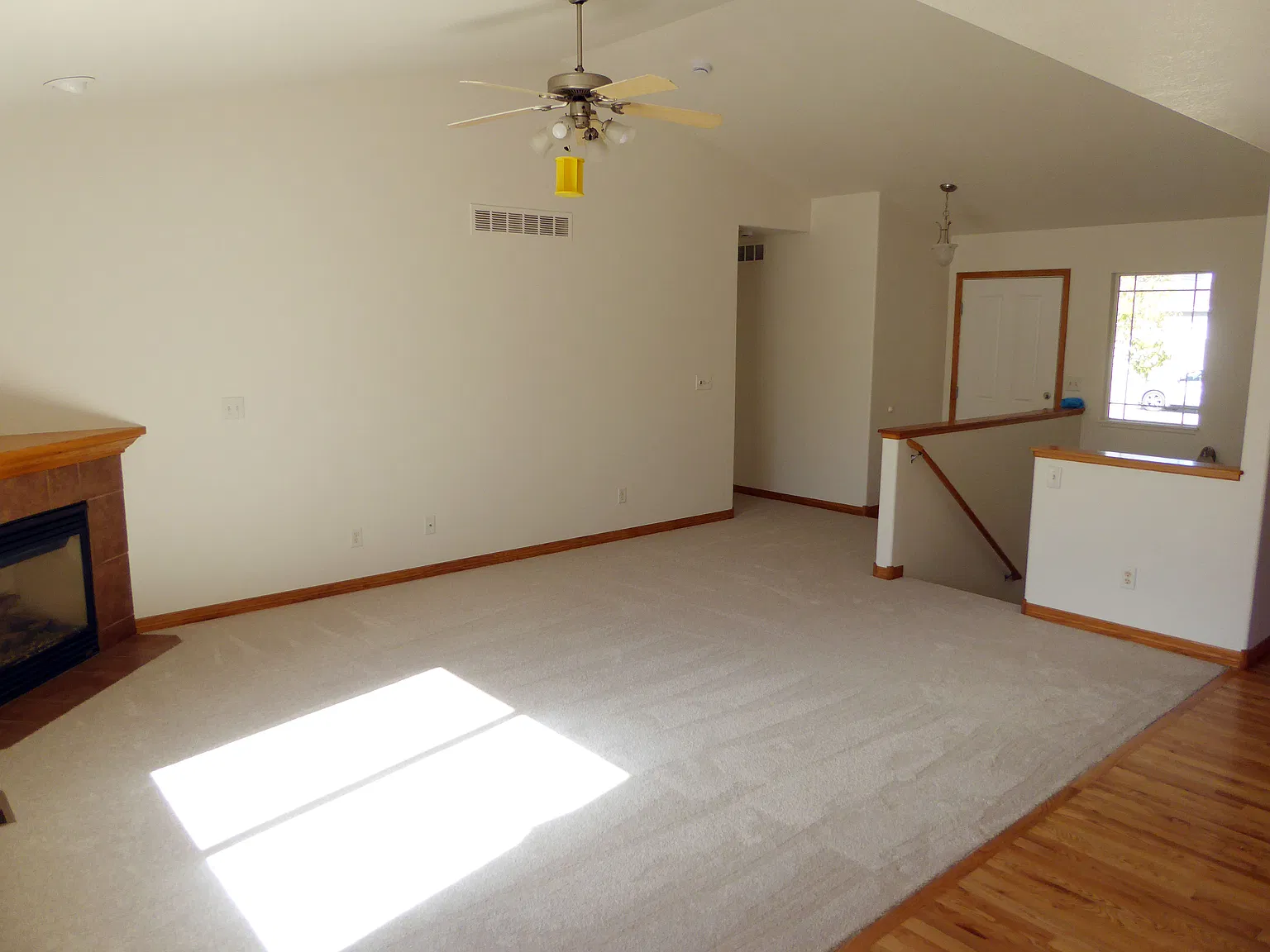 3 bed, 2635 sqft, $2,450 — Photo 4