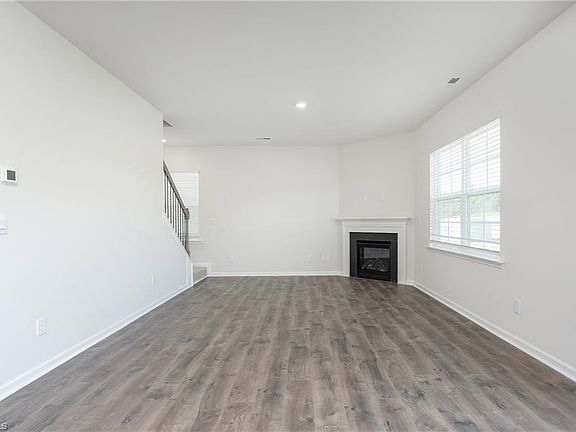 4th image of 6516 Clark Creek Trl