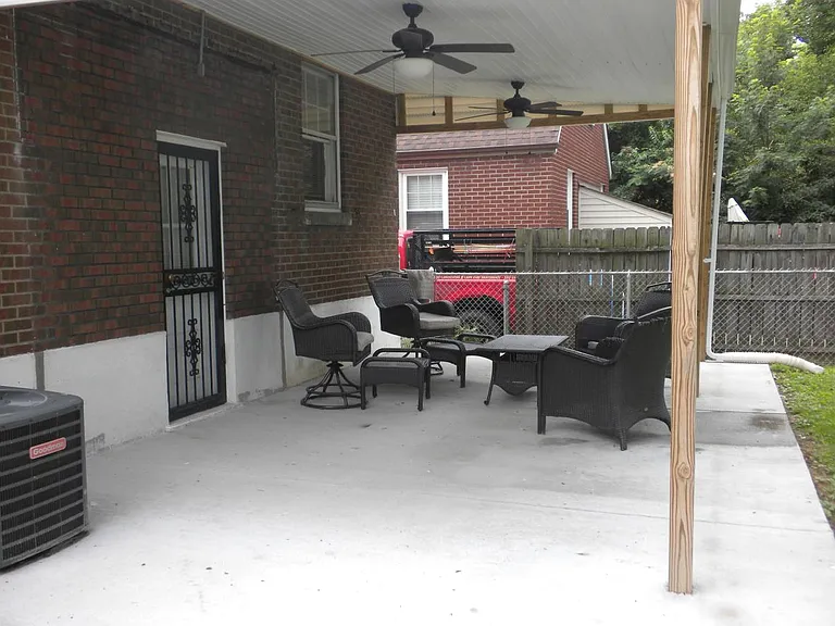 2345 Delor Ave — Photo 31