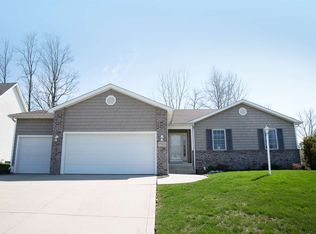 7828 Crosshill Ct, Fort Wayne, IN 46825