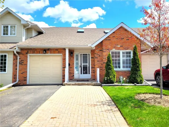 810 Golf Links Rd #2, Hamilton, ON L9K 1J7