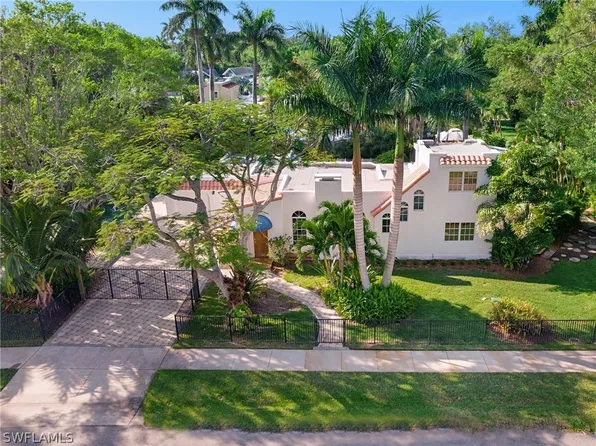 1326 Cordova Ave, Fort Myers, FL 33901