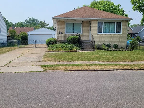 38 Barnard St, Buffalo, NY 14206