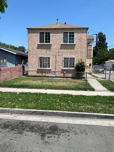11824 2nd Ave Photo 1