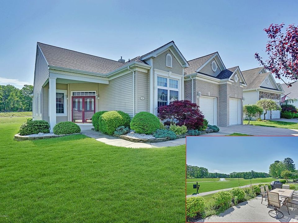1st image of 15 Rumson Ct