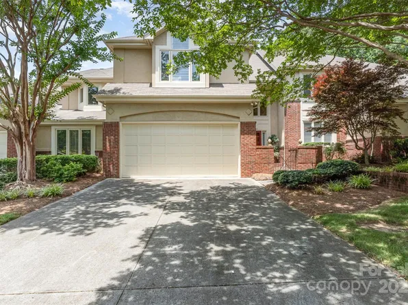 6602 Gaywind Dr, Charlotte, NC 28226