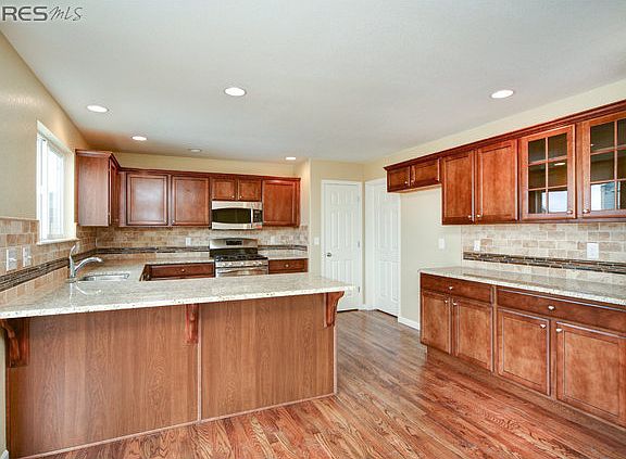 4th image of 53 Cayuga Dr