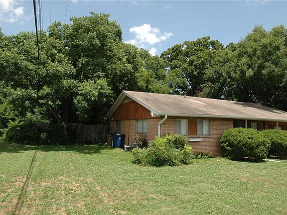2nd image of 2712 Friar Tuck Ln