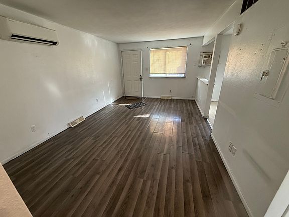 4th image of 3320 W Sylvan Ln