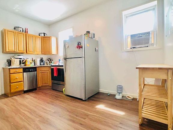 3rd image of 440 Prospect Ave #4RR