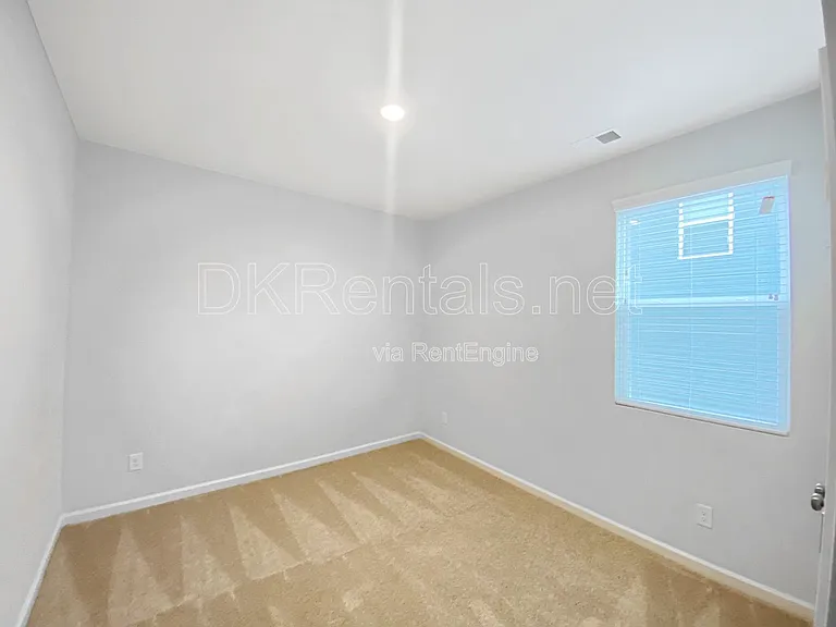 273 Summerwood Ln — Photo 15