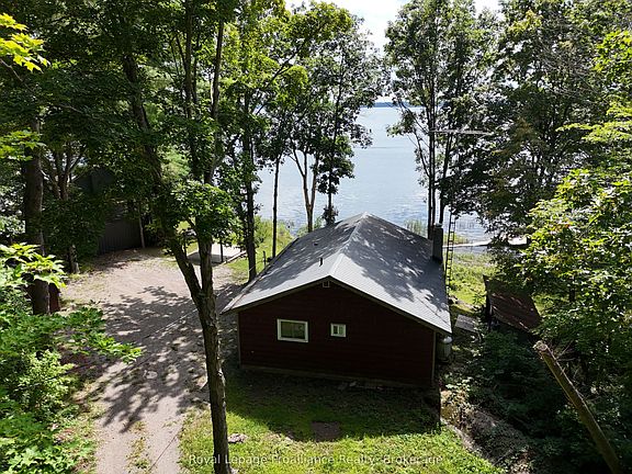 4th image of 214 Lakeview Ln
