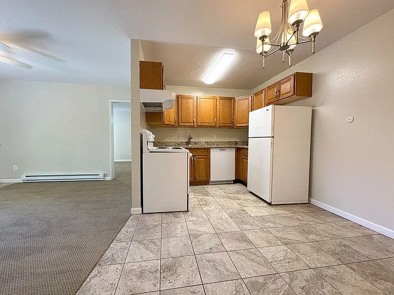 1325 Mills St #8 — Photo 15