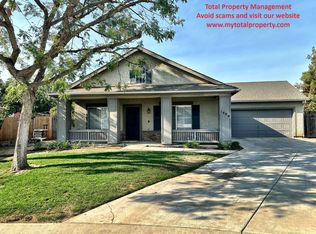 1404 Bradley Ct, Exeter, CA 93221