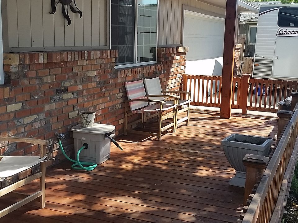 2nd image of 10440 W Milclay St