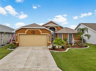 3631 Schefflera Dr, North Fort Myers, FL 33917