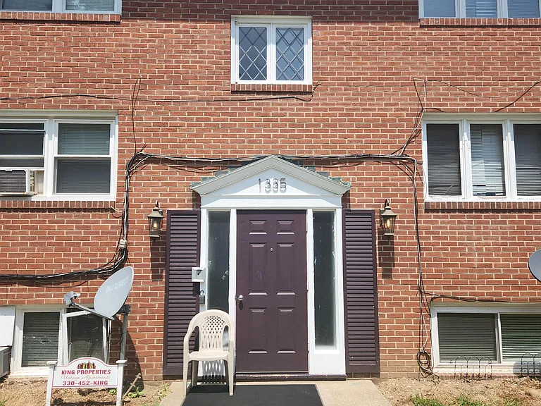 1335 14th St NW — Photo 6