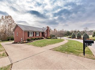 4213 Hurstbourne Woods Dr, Louisville, KY 40299
