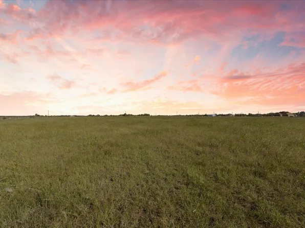 1989 Hunsucker Rd, Ferris, TX 75125