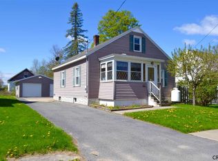 33 McCleary Ave, Amsterdam, NY 12010