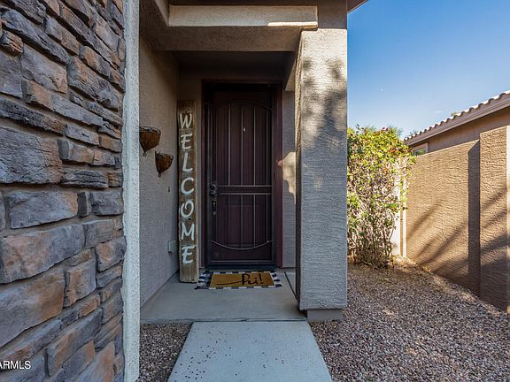 3rd image of 3224 E Dogwood Place