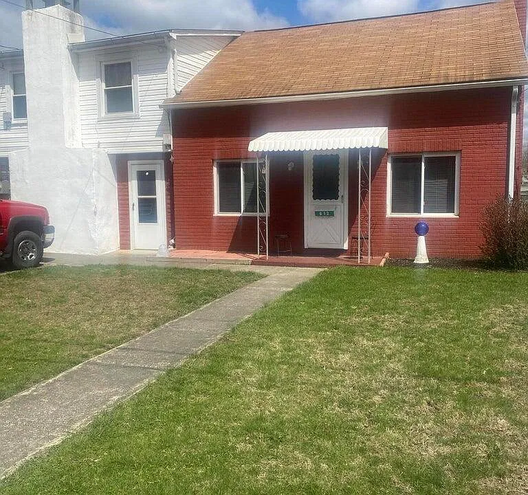 612 Creek Dr