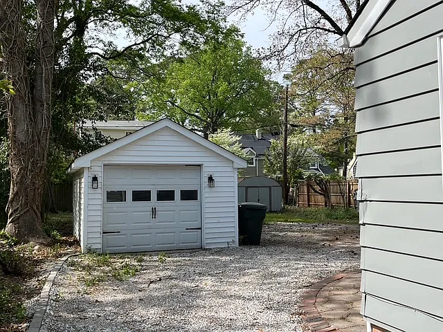 27 Milford Rd — Photo 17