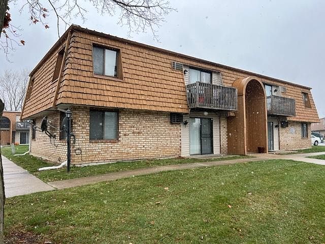 1st image of 857 Gettysburg Dr #2