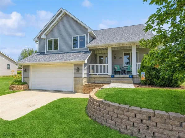 130 Coal Ridge Rd, Knoxville, IA 50138