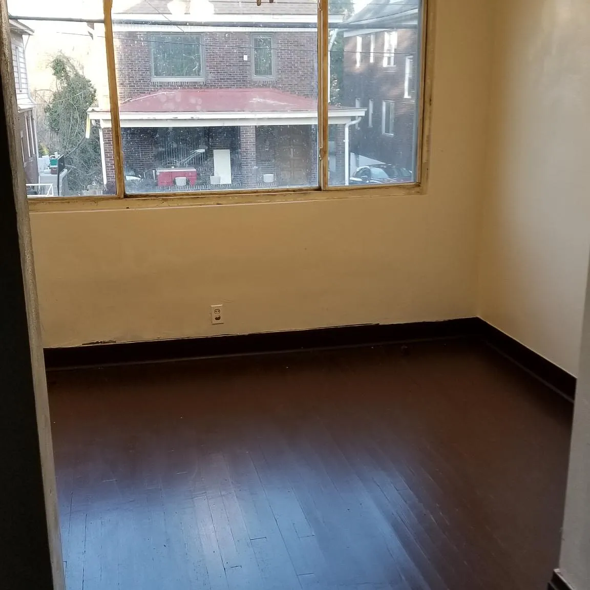 1443 Center St — Photo 4