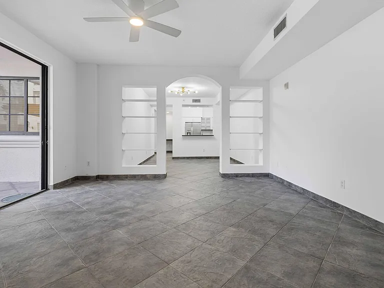 233 S Federal Hwy #208 — Photo 10