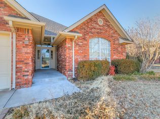 9317 S Youngs Ave, Oklahoma City, OK 73159